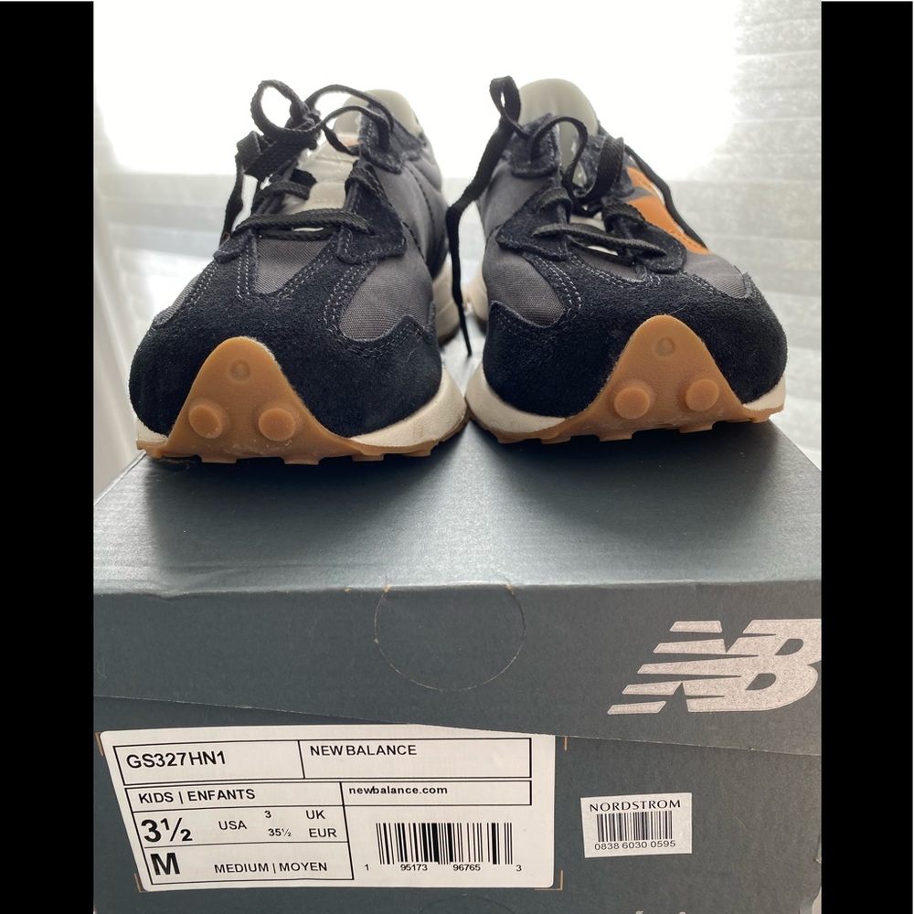 SOLD New Balance sneakers